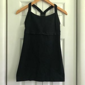 Lululemon top, size 6.